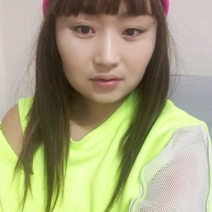 AsianDoll2000 live cam video preview