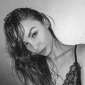 Kirsten_D live cam video preview
